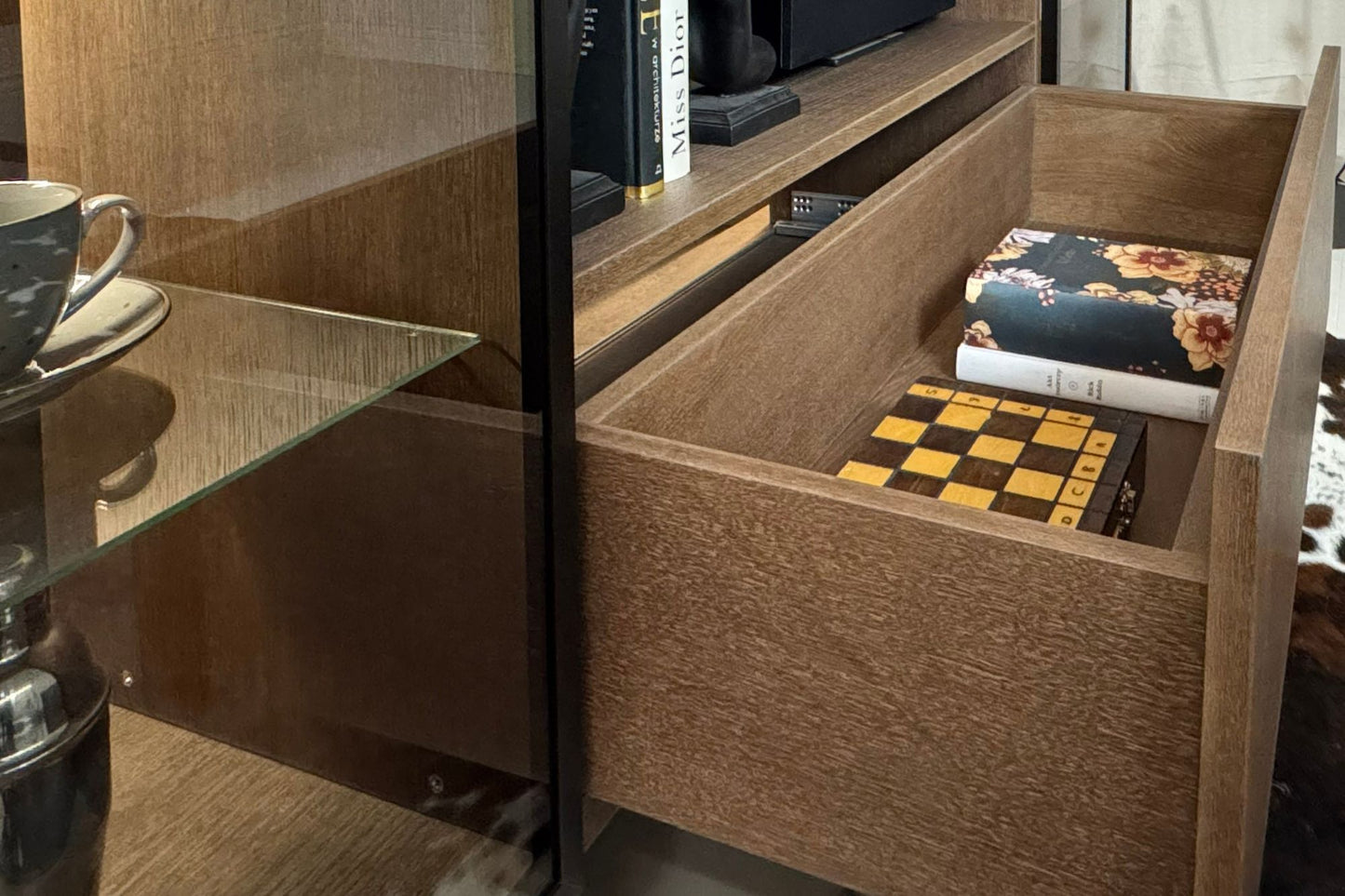 Verto Credenza - Cassettiera 2DZ-1S impiallacciata in legno e BIO